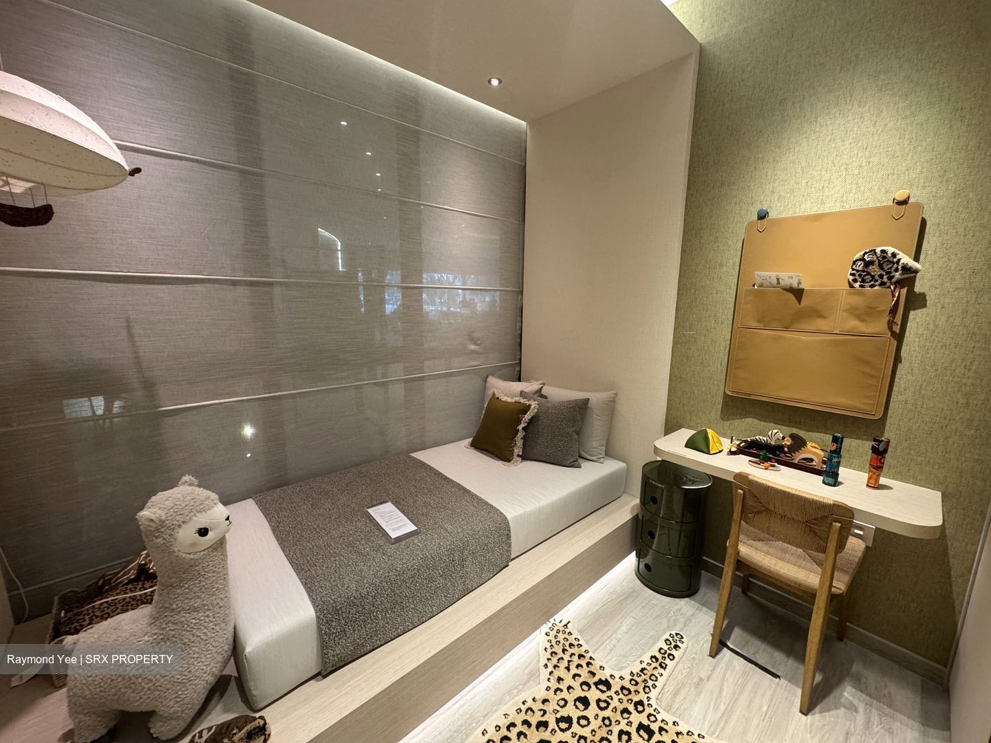 Canberra Crescent Residences (D27), Apartment #468941711